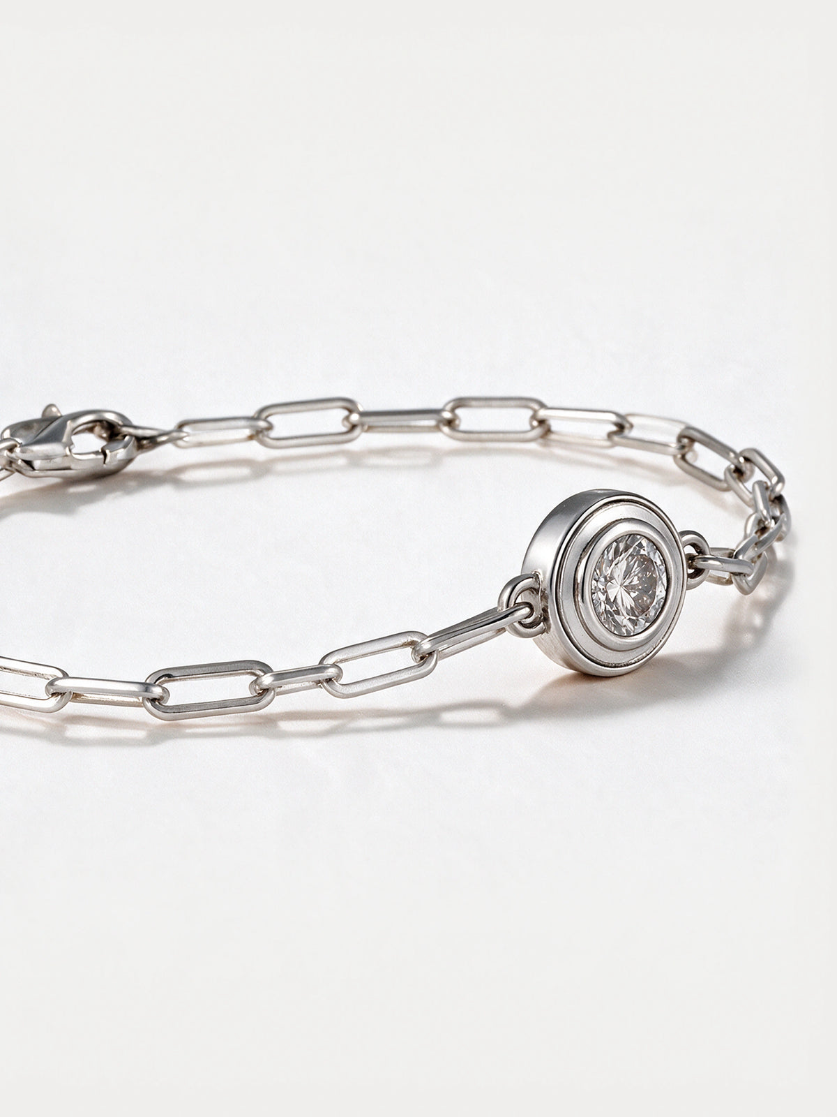Round Diamond Paperclip Bracelet